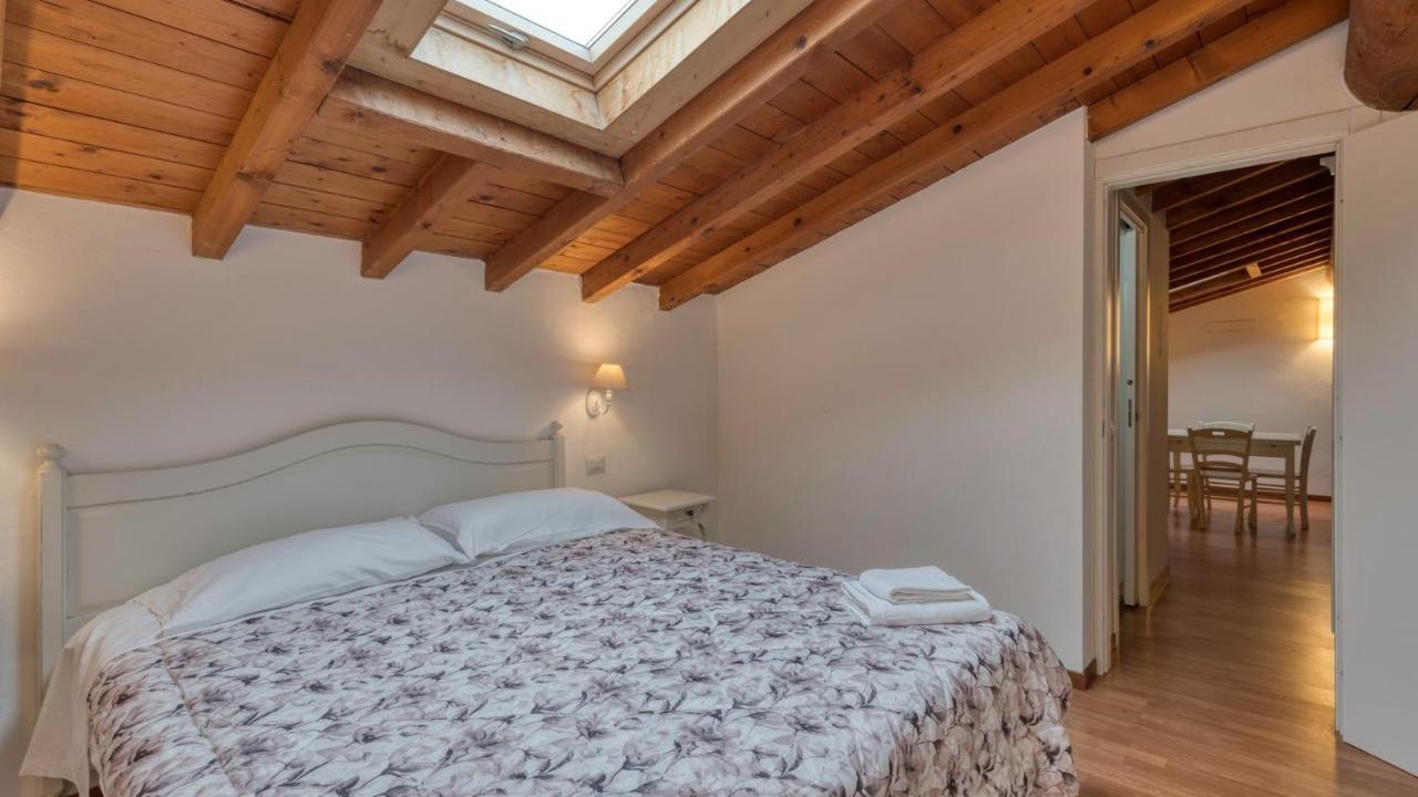Bed and Breakfast Cascina Volta Brescia Exterior foto