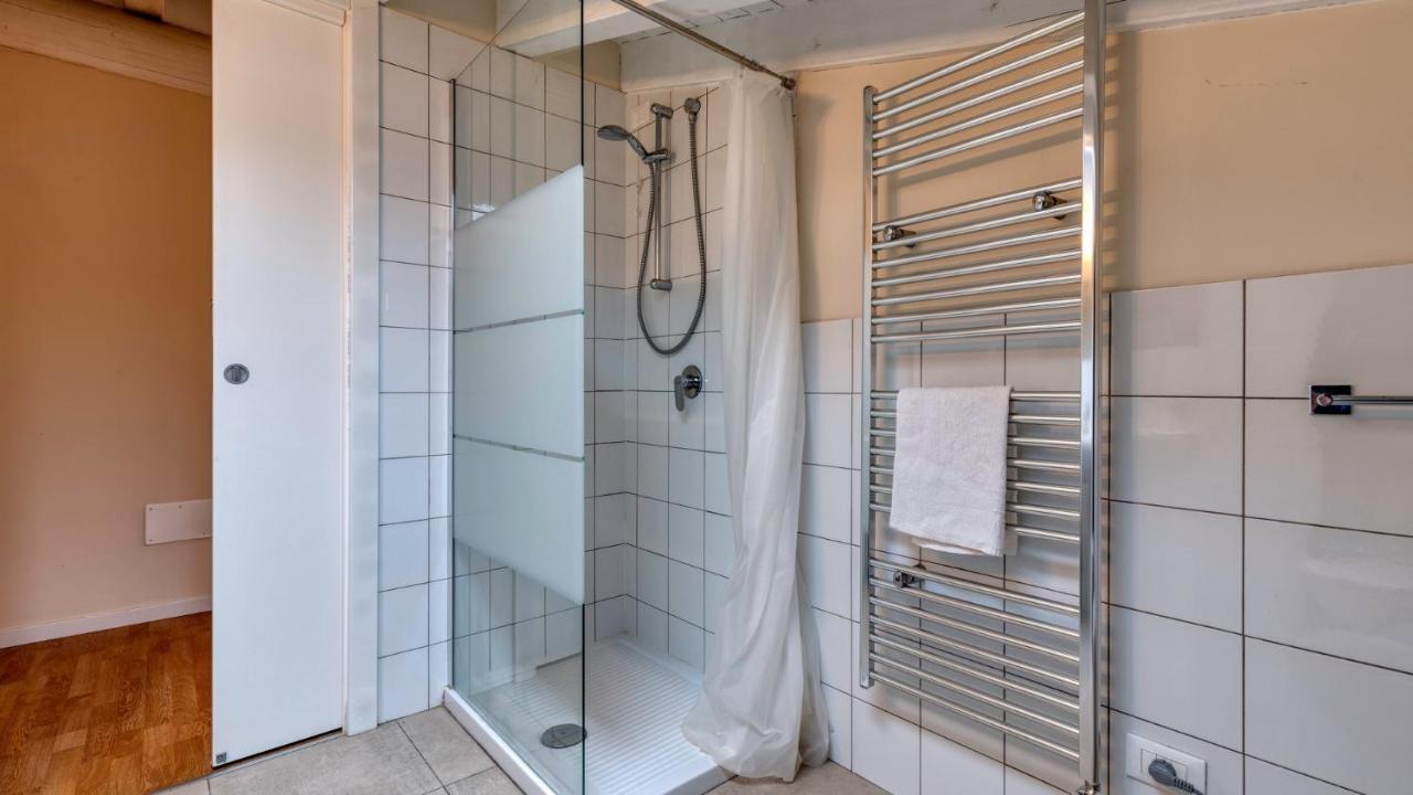 Bed and Breakfast Cascina Volta Brescia Exterior foto