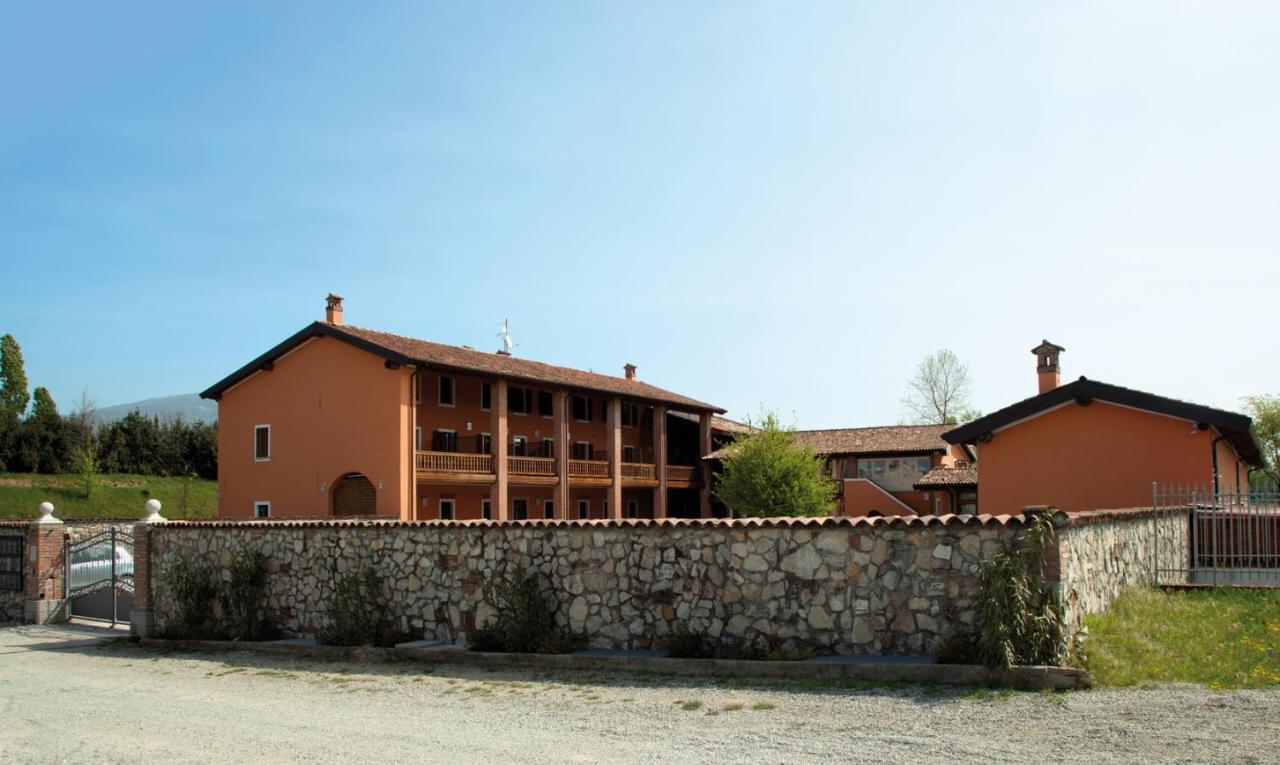 Bed and Breakfast Cascina Volta Brescia Exterior foto
