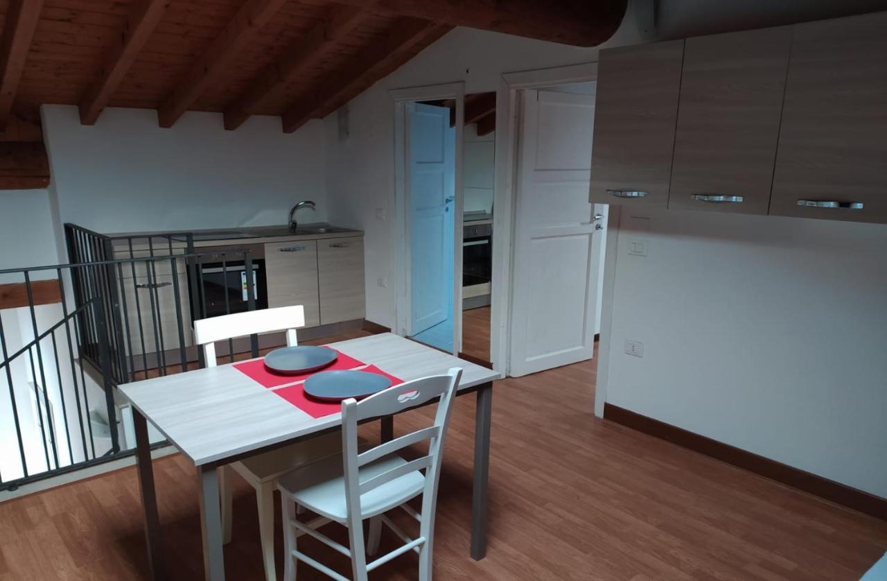 Bed and Breakfast Cascina Volta Brescia Exterior foto
