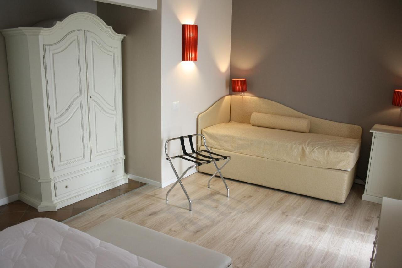 Bed and Breakfast Cascina Volta Brescia Exterior foto